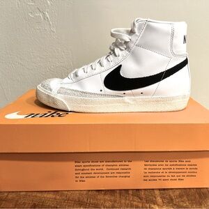 Nike Blazer Mid ‘77